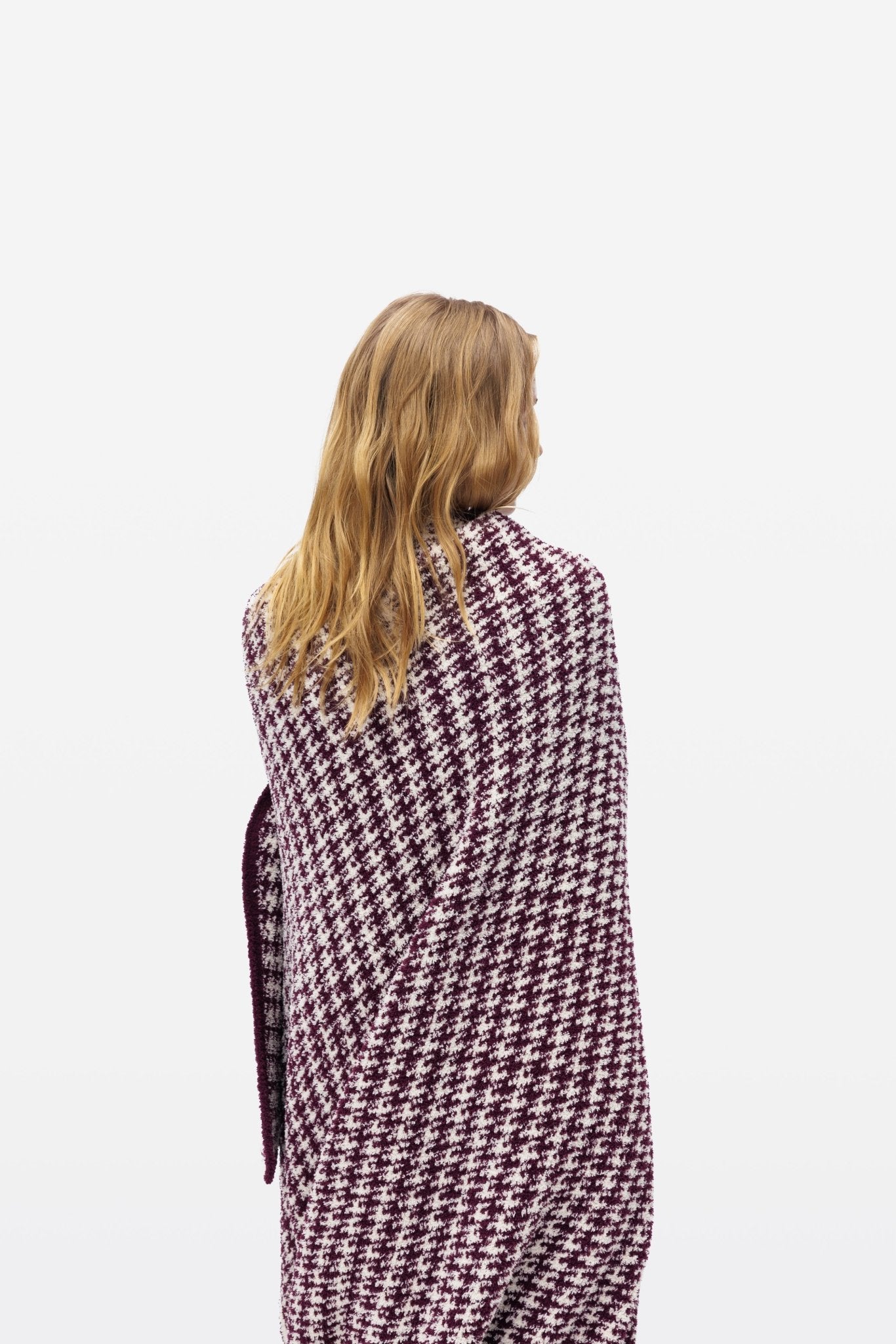 Burgundy Houndstooth Pattern Plush Microfiber Throw Blanket - Blanket - Touchofgod.co