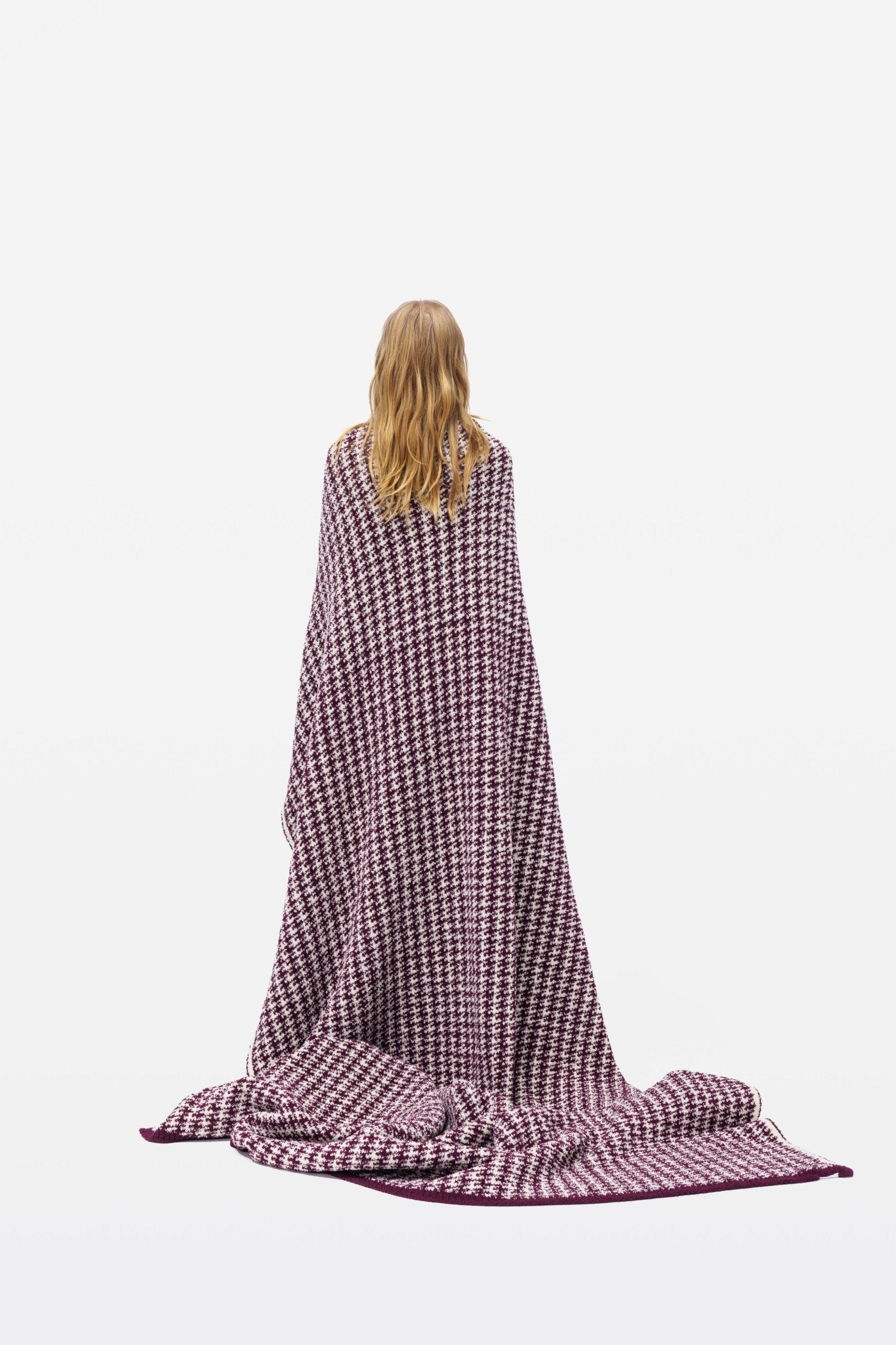 Burgundy Houndstooth Pattern Plush Microfiber Throw Blanket - Blanket - Touchofgod.co